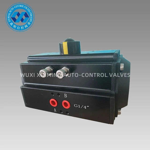 Fullur svartur álstýribúnaður og pneumatic stýrir